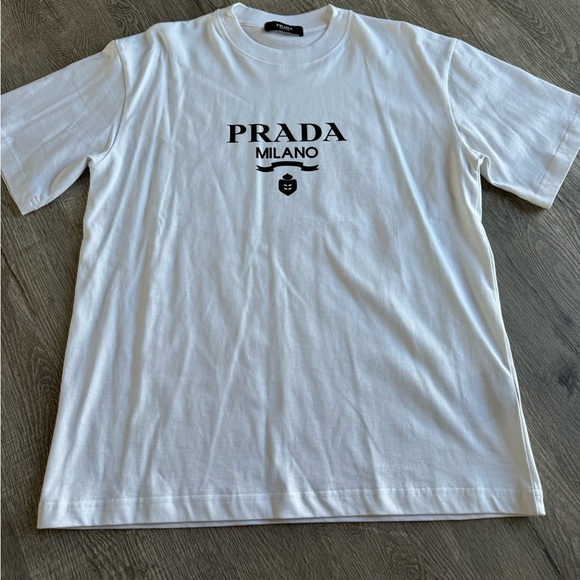 T shirt - Picture 3 of 4